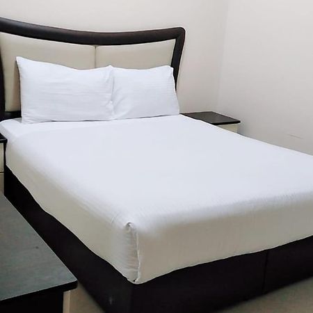 Al Khaleej Plaza Furnished Apartments Llc Аджман Екстериор снимка