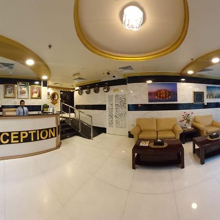 Al Khaleej Plaza Furnished Apartments Llc Аджман Екстериор снимка